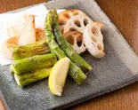 鉄板野菜3品盛り(アスパラ・れんこん・ながいも) Fried Vegetables(Asparagus,Lotus root,Chinese yam)（お好み焼き＆鉄板焼き おかん Okonomiyaki ＆ Teppanyaki Okan）