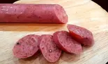醗酵ソーセージ Nem chua cắt miếng（ベトナム料理SENHONG大久保店）