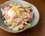 自家製ベーコンポテトサラダ Bacon Potato Salad（お好み焼き＆鉄板焼き おかん Okonomiyaki ＆ Teppanyaki Okan）