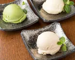 バニラジェラート Vanilla Gelato（お好み焼き＆鉄板焼き おかん Okonomiyaki ＆ Teppanyaki Okan）