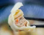 ラム肉入り水餃10個(羊肉馅饺子)（胡桃李小籠館東口店）