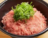 【当店人気No.3！】 豪快‼ ネギトロ丼（鮨 月のね 心斎橋本店）