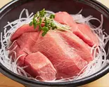 特選‼ 本マグロ 中トロ丼（鮨 月のね 心斎橋本店）