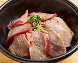 特選‼︎ 本マグロ 中トロ炙り丼（鮨 月のね 心斎橋本店）