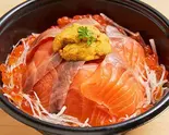 ウニ乗せ 親子丼 (サーモンいくら丼)（鮨 月のね 心斎橋本店）