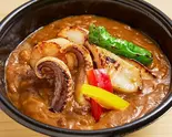 鮨屋の シーフードカレー（鮨 月のね 心斎橋本店）
