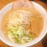 背脂味噌らーめん(麺酒場ひかる)