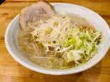 背脂醤油らーめん(麺酒場ひかる)