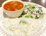 南インド風スパイシーチキンカレー（カフェ ヤスクーカ）