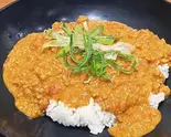いなたやのトマトスパイシーカレー丼（そば・うどんと丼のいなたや）