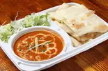 【当店人気No.1】A.カレー ナンセット/Curry ＆ Naan Set（ローカルスパイシーシタラ）