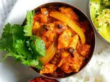 チキン・ド・ピャザ Chicken Do Pyaza（Indo Asian tajmahal Restaurant）