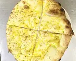 ガーリックナン Garlic Naan（Asian Dining Indo Nepal Restaurant NIMTA）