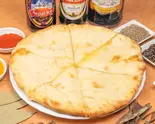 チーズナン Cheese Naan（本格インドネパールレストランニュー）