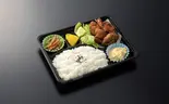 唐揚げ弁当(ムネ)（【親子丼が人気！】BIRD X）