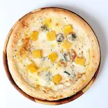 干し芋とゴルゴンゾーラのピザセット（HIBANA Cafe＆Bar）