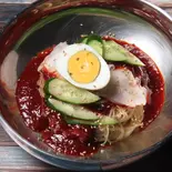 【自家製ソース】韓国本場のビビン冷麵(韓国料理オイソ)