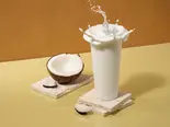 ココナッツミルクラテ椰奶（茶々真珠ミルクティー）