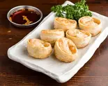 キムチ餃子 Kimchi Gyoza Dumplings(韓国料理 チキン&サムギョプサル COCOYA 池袋店)