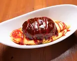 デミグラスハンバーグオムライス（創作Bar みどりむし）