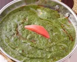 サグチキンカレー[SAG CHICKEN CURRY TOP]（本場のインド料理JUNTARA上板橋店）