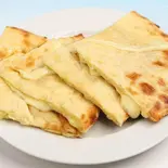 チーズナン Cheese Nan（POKAHARAGURUNGKITCHEN）