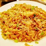 チキンチョウミン Chicken Chowmein（POKAHARAGURUNGKITCHEN）