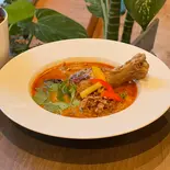 スープ屋がつくる薬膳スープカレーと17穀ご飯のセット(滋養強壮、食欲不振ほか)（薬膳・ヘルシーフード専門店 Soup Well）