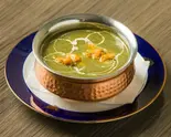 ほうれん草チキンカレー Spinach ＆ Chicken Curry（インドレストラン ウマー）