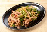 青椒肉絲【チンジャオロース】（【ラーメン・町中華】 二代目 響）