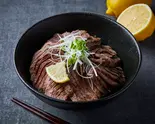 【シンプルに！】大盛り牛タン丼 [Simple！] Large Portion of Beef Tongue Rice Bowl（ご飯と牛タンと。 曙店）