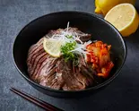 【辛さが欲しい方に!】大盛りキムチ牛タン丼(ご飯と牛タンと。 曙店)