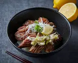【当店 一番人気！】ねぎ塩牛タン丼 [Most Popular] Salted Spring Onion Beef Tongue Rice Bowl（ご飯と牛タンと。 曙店）