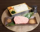 焼肉弁当 松（焼肉弁当 マルサンカク）