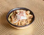 和牛すじ煮込み（焼肉弁当 マルサンカク）