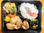 鶏むね肉の唐揚げ弁当（ともえ屋）