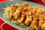 油淋鸡(若鶏の唐揚げ特製ソース掛け Young Fried Chicken with Special Sauce)（中華料理 裕華楼）