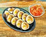 屋台のキンパ(キムチ付き) Street-Style Kimbap (Comes with Kimchi)（カントンの思い出大須店 kannton no omoide osu）