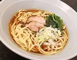 醬油ラーメン（【大阪の村長プレゼンツ】餃子のおかもと家）