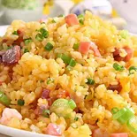 五目チャーハン（味中味）