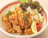 鶏の唐揚げ ローズマリーパウダー添え(6個入り)（神戸みなと温泉 水蓮）