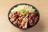 劇場丼 肉増増（尼崎肉劇場）