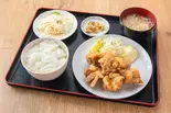 若鶏唐揚げ定食（金の餃子酒場 西葛西店）