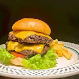 ダブルチーズバーガー-Double Cheeseburger-（scheinensteakhouse）