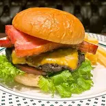 厚切りチェダーチーズバーガー-Thick-Cut Cheddar Cheeseburger-（scheinensteakhouse）