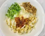 ユーポー刀削麺(油発刀削麺)（大碗 蘭州拉麺•刀削麺）