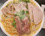 ブンボーフェ Bún bò huế（インチャン ベトナム料理 Inchan Vitnamesefood）