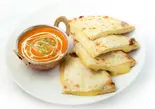 Cheese Nan setチーズナンセット（KHUKURI CURRY＆CAFE INDIAN NEPALI RESTAURANT）