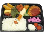 ミックスグリルハンバーグデラックス（まねき福）