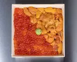 贅沢ウニいくら丼（みらい水産【生本まぐろ店】）